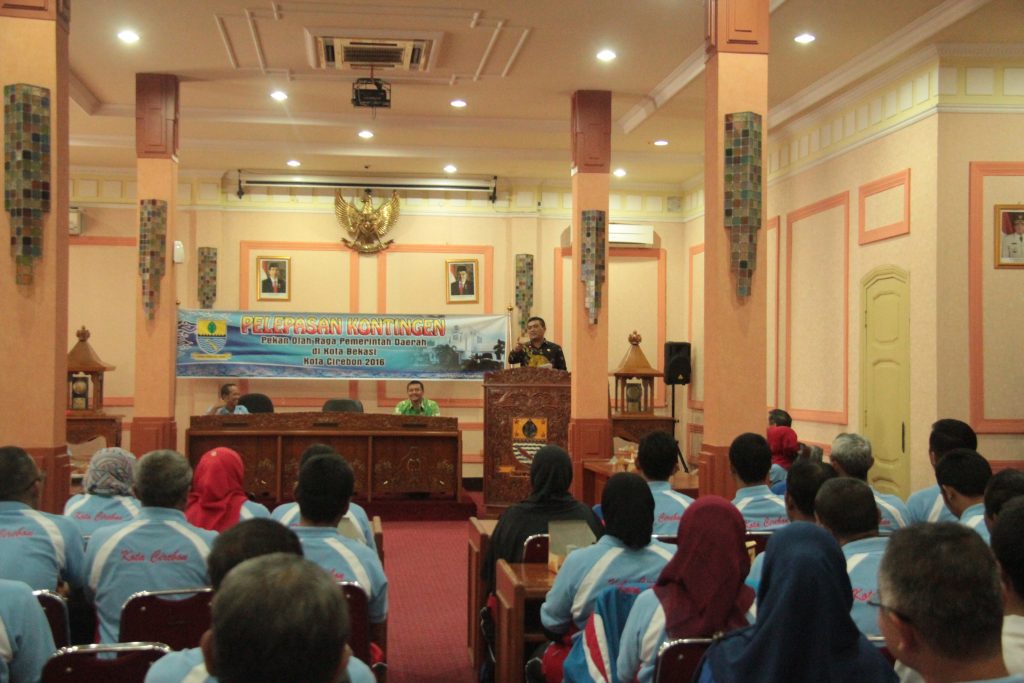 PELEPASAN KONTINGEN PORPEMDA XII TAHUN 2016 KOTA CIREBON